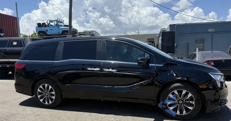 2024 Honda Odyssey Ex-L z USA, uszkodzony, nr VIN 5FNRL6H68RB018609